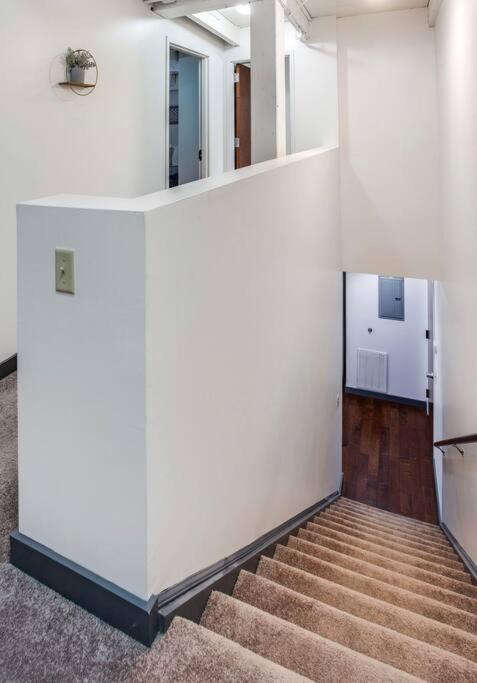 羅徹斯特Centric Modern Loft W/ King Beds & Smart Gametable别墅 外观 照片